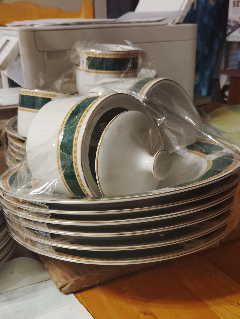 Porcelain Dinnerware Set with Green Marble Band and Gold Trim